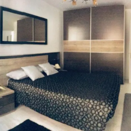 Lägenhet Mirando A La Catedral Desde Plaza Vega