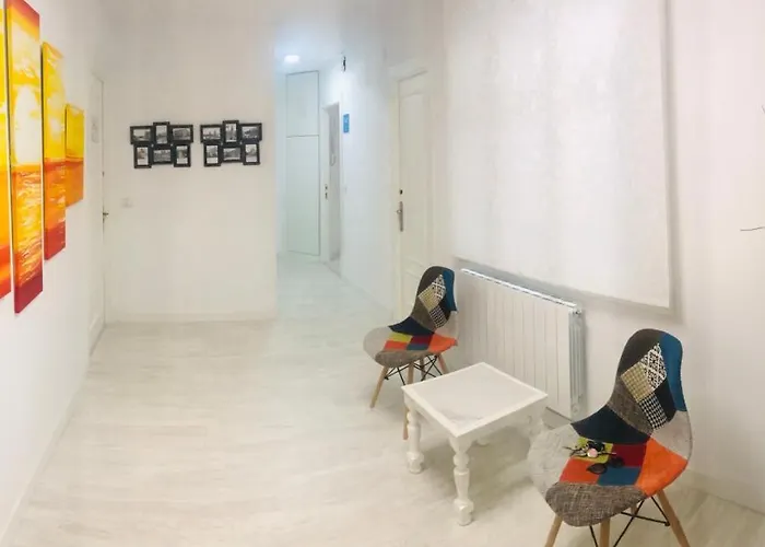 Mirando A La Catedral Desde Plaza Vega * Burgo