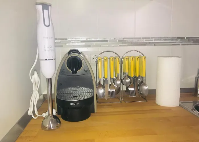 Mirando A La Catedral Desde Plaza Vega *